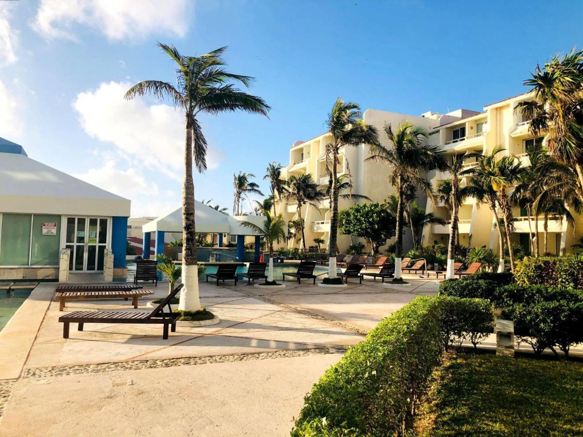 Beach House Cancun Exterior photo